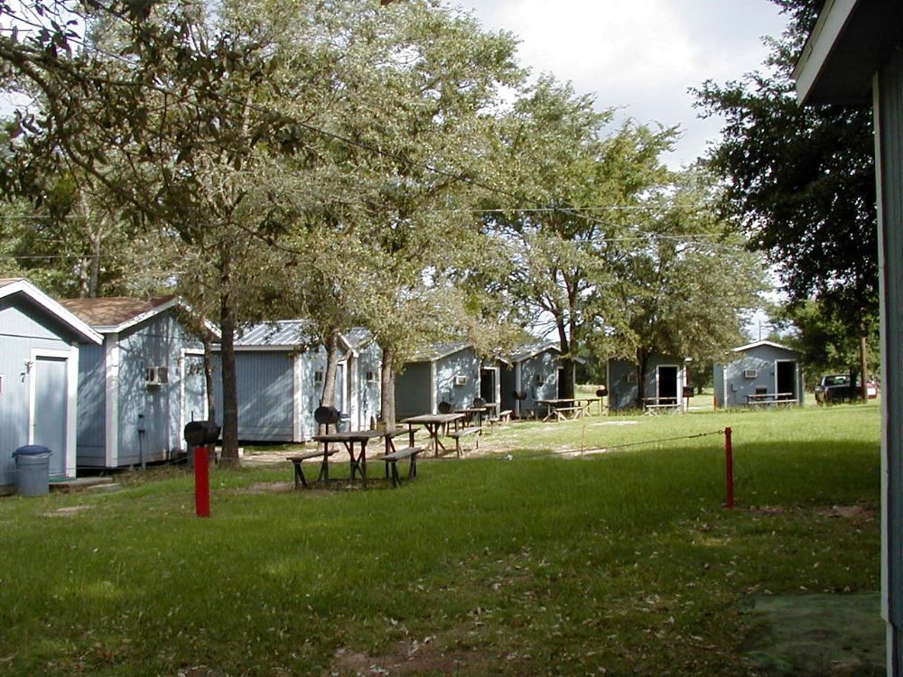 Running Branch Camp & marina (Marina near Lake Limestone)