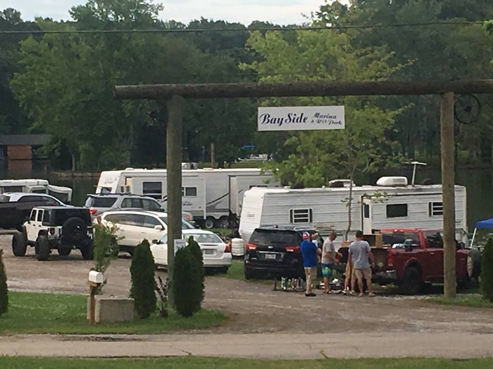 Bayside Marina & Resort (Marina near Watts Bar Lake)