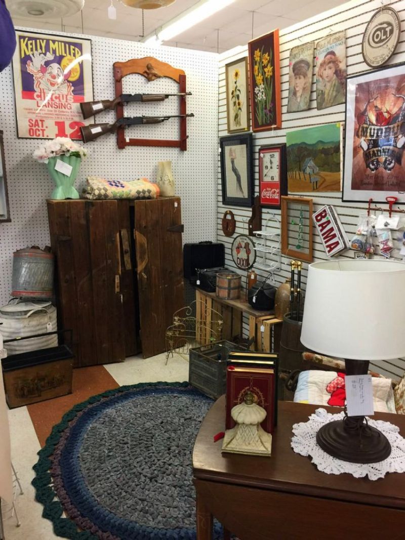Slideshow Photos – Alabama Antique Market